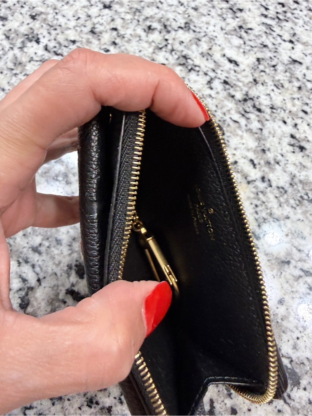 Louis Vuitton Card Holder Recto Verso - Black - Picture 7 of 9